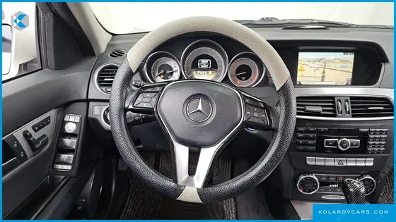 MERCEDES C-CLASS C200 CGI AVANTGARDE