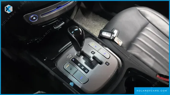 HYUNDAI GENESIS BH330 MODERN