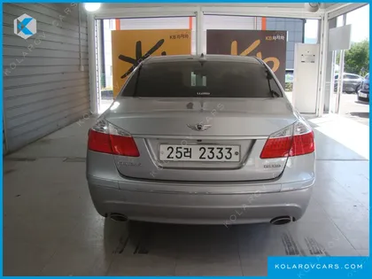 HYUNDAI GENESIS BH 330 GRAND