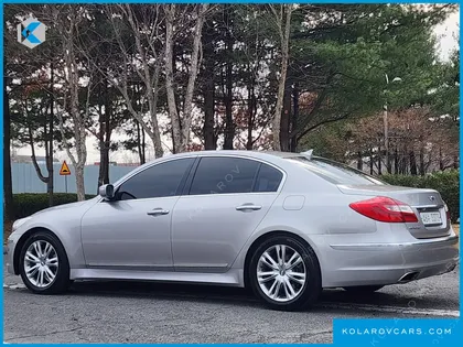 HYUNDAI GENESIS BH 330 LUXURY