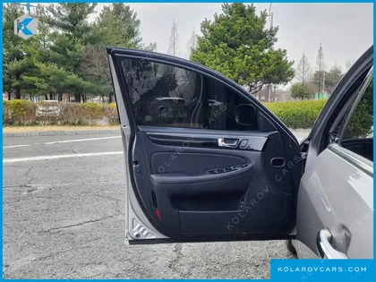 HYUNDAI GENESIS BH 330 LUXURY