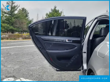 HYUNDAI GENESIS BH 330 LUXURY