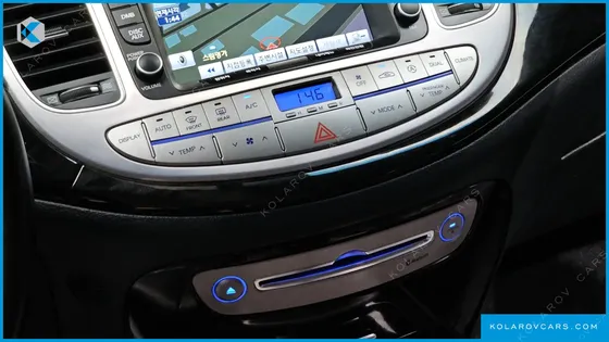 HYUNDAI GENESIS BH330 MODERN