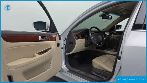 HYUNDAI GENESIS BH 330 LUXURY