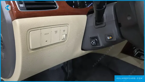 HYUNDAI GENESIS BH 330 LUXURY