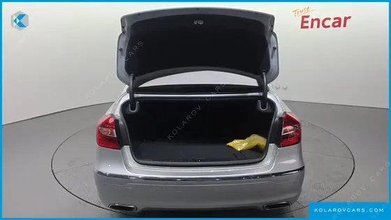 HYUNDAI GENESIS BH 330 LUXURY