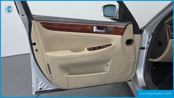 HYUNDAI GENESIS BH 330 LUXURY