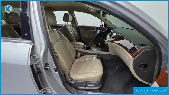 HYUNDAI GENESIS BH 330 LUXURY