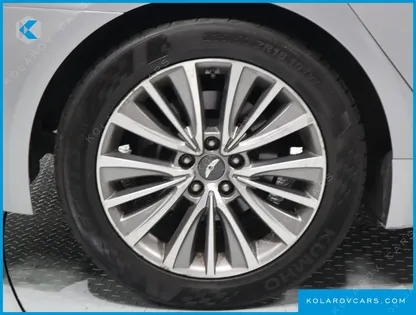 HYUNDAI GENESIS BH330 PREMIUM