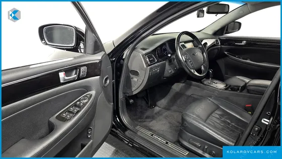 HYUNDAI GENESIS BH 330 LUXURY
