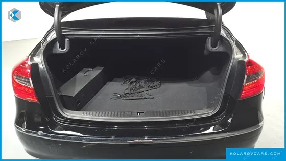 HYUNDAI GENESIS BH 330 LUXURY