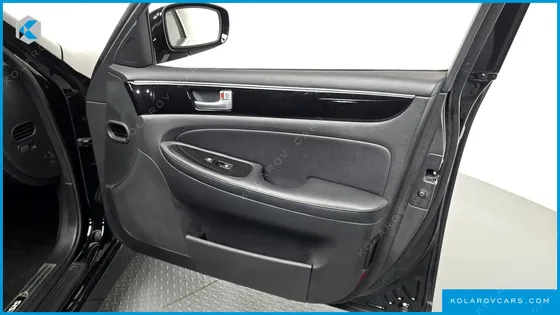 HYUNDAI GENESIS BH 330 LUXURY