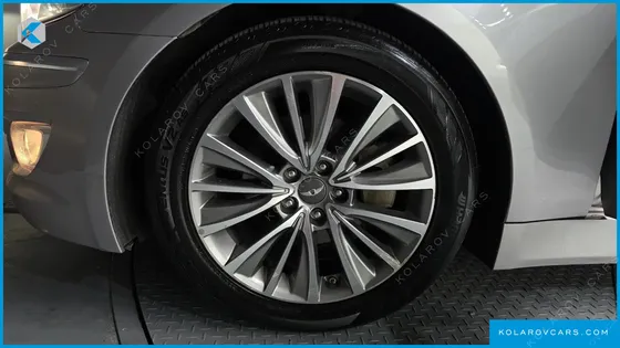 HYUNDAI GENESIS BH330 PREMIUM