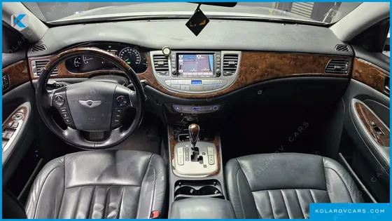 HYUNDAI GENESIS BH 330 LUXURY