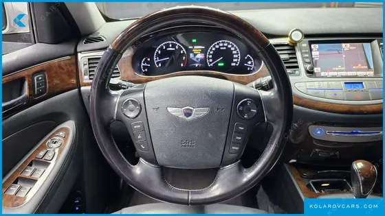 HYUNDAI GENESIS BH 330 LUXURY