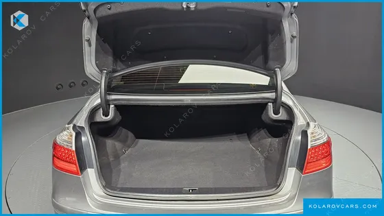 HYUNDAI GENESIS BH 330 LUXURY