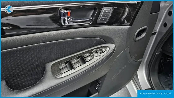 HYUNDAI GENESIS BH 330 LUXURY