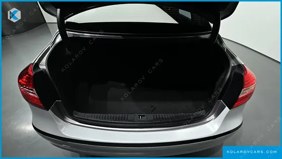 HYUNDAI GENESIS BH 330 LUXURY