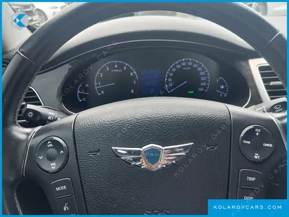HYUNDAI GENESIS BH330 MODERN