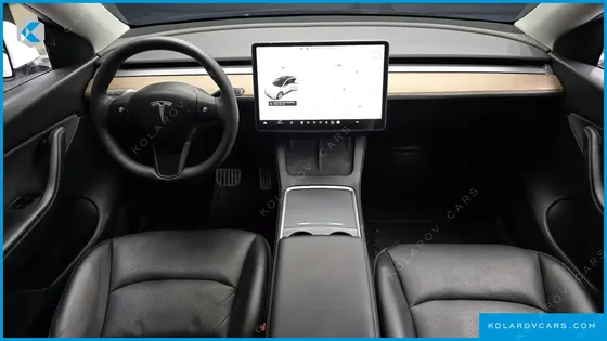 TESLA MODEL Y LONG RANGE AWD