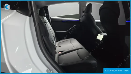 TESLA MODEL Y RWD