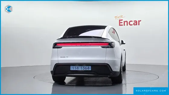 TESLA MODEL Y L LONG RANGE AWD