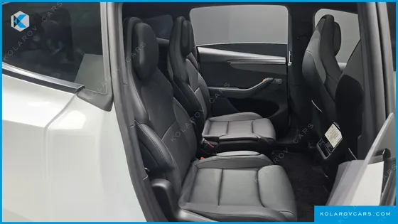 TESLA MODEL Y L LONG RANGE AWD