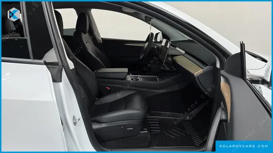 TESLA MODEL Y RWD