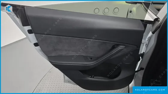 TESLA MODEL Y RWD