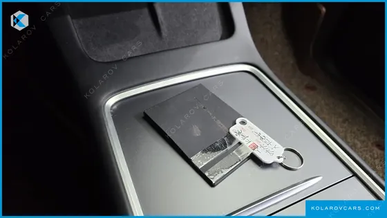 TESLA MODEL Y STANDARD RANGE RWD