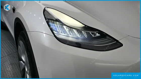 TESLA MODEL Y STANDARD RANGE RWD