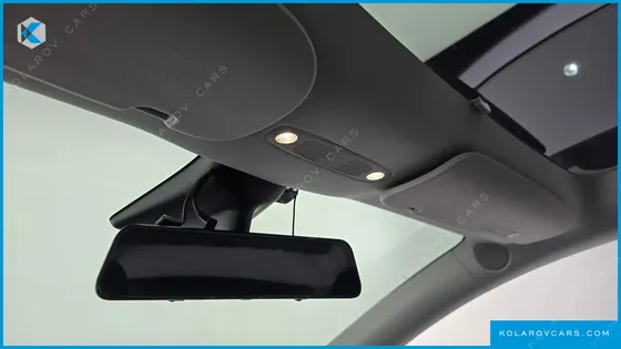 TESLA MODEL Y STANDARD RANGE RWD