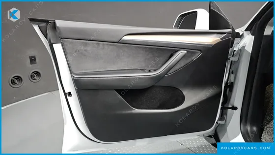 TESLA MODEL Y RWD