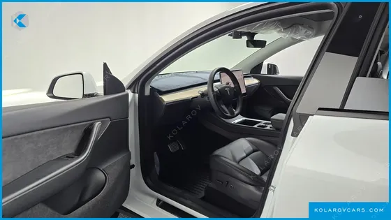 TESLA MODEL Y LONG RANGE AWD