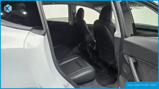 TESLA MODEL Y LONG RANGE AWD