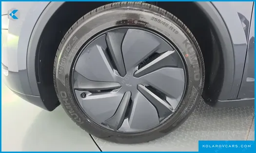 TESLA MODEL Y RWD