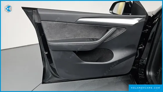 TESLA MODEL Y RWD