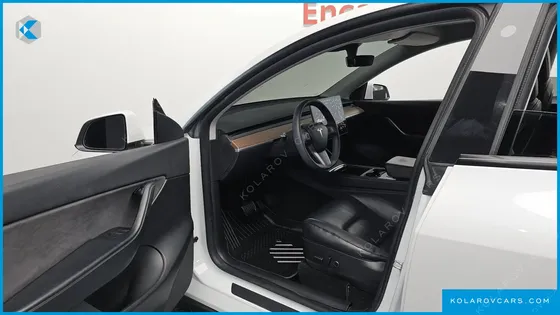 TESLA MODEL Y LONG RANGE AWD
