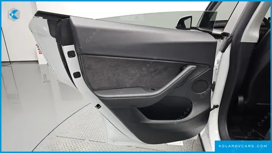 TESLA MODEL Y LONG RANGE AWD