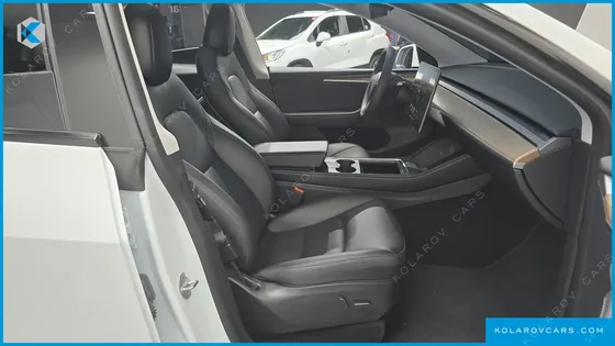 TESLA MODEL Y RWD