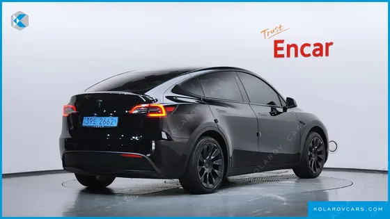 TESLA MODEL Y RWD