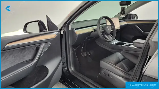 TESLA MODEL Y RWD