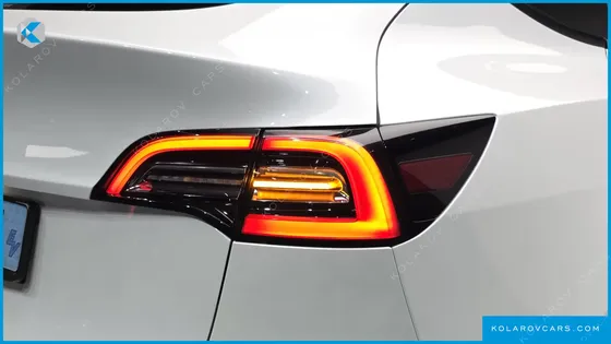 TESLA MODEL Y LONG RANGE AWD