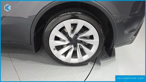 TESLA MODEL Y LONG RANGE AWD
