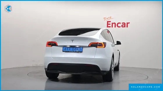 TESLA MODEL Y RWD