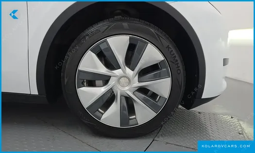 TESLA MODEL Y RWD