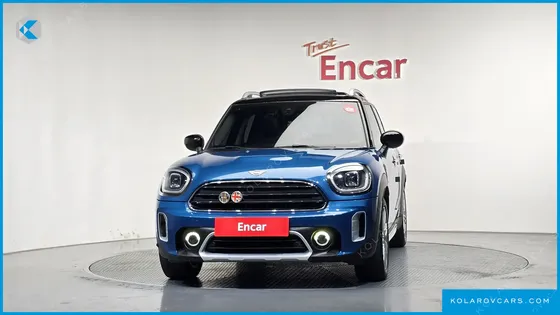 MINI COUNTRYMAN CLASSIC PLUS LAUNCH PACK