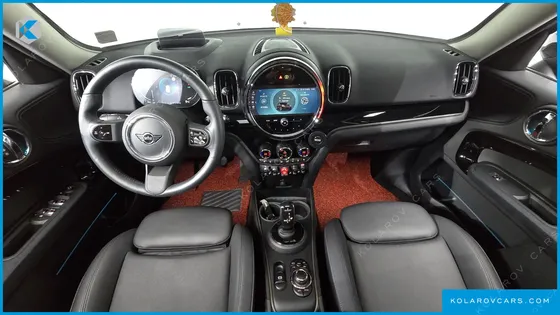 MINI COUNTRYMAN CLASSIC PLUS LAUNCH PACK