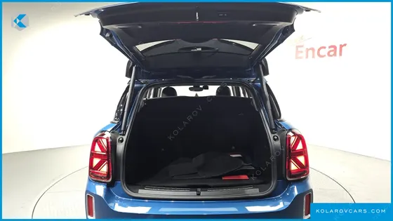 MINI COUNTRYMAN CLASSIC PLUS LAUNCH PACK