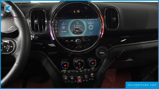MINI COUNTRYMAN CLASSIC PLUS LAUNCH PACK